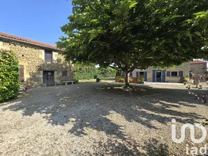 Longère à Louzy (79100)