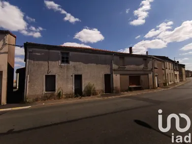 House at Orée d'Anjou (49270)
