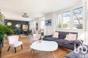 House at Vif (38450)