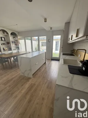 House in Bordeaux (33200)