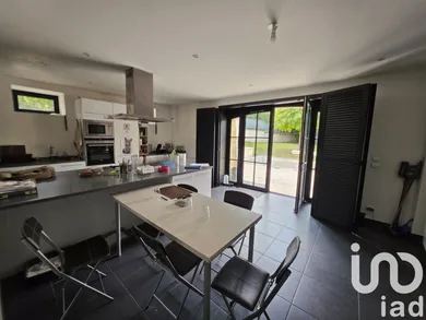 Apartment in Talence (33400)