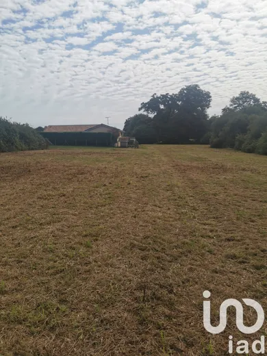 Terrain à bâtir à Hinx (40180)