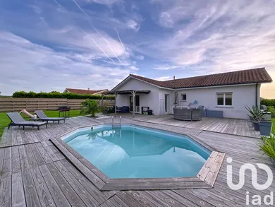 House at Louer (40380)