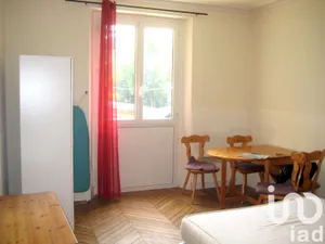 Apartment at Palaiseau (91120)