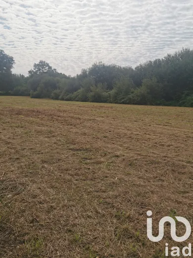 Terrain à bâtir à Hinx (40180)