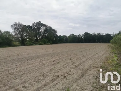 Terrain à bâtir à Hinx (40180)
