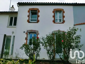 Maison de ville à Chavagnes-en-Paillers (85250)