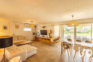 Maison à Raphèle-les-Arles (13280)