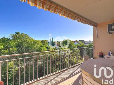 Appartement à L'Isle-sur-la-Sorgue (84800)