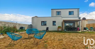 Maison à Vairé (85150)