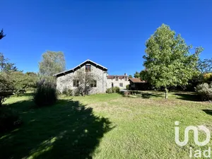 Maison de campagne à Tournay (65190)