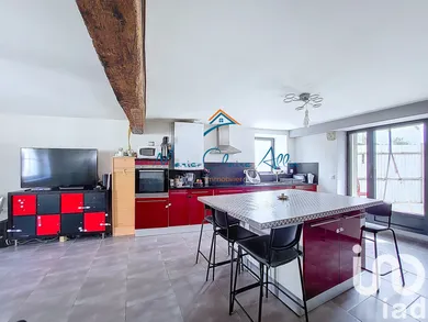 Maison de ville à Mer (41500)