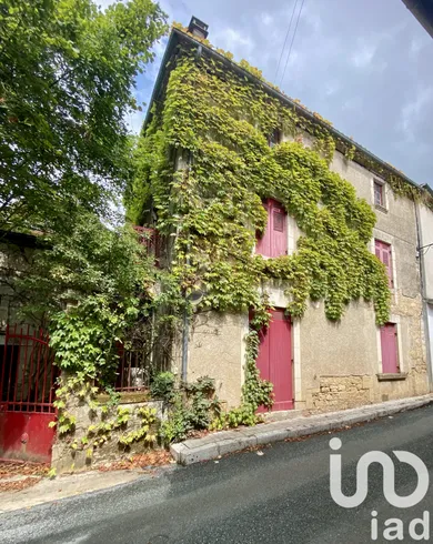 Village house at Nantheuil (24800)