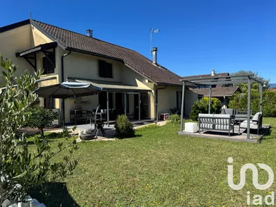 House at Viry (74580)