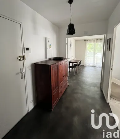 Apartment in Suresnes (92150)