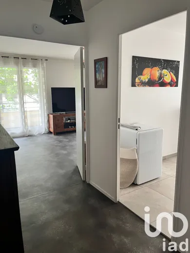 Apartment in Suresnes (92150)