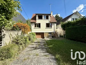 House at Viry-Châtillon (91170)