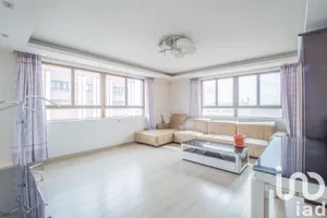 Apartment at Paris (75019)