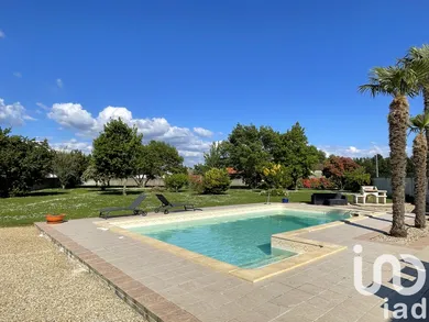 House at La Vallée (17250)