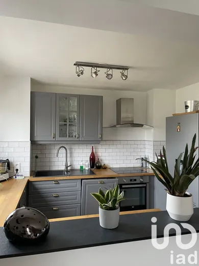 Apartment at Reims (51100)