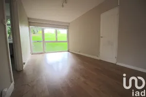 Appartement à Évry (91000)