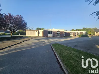 Immeuble à Saint-Méen-le-Grand (35290)