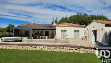 House at Salernes (83690)