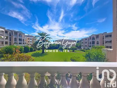 Apartment at Le Cannet (06110)