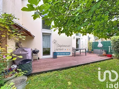 Maison à Émerainville (77184)