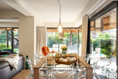 Architectural house at Six-Fours-les-Plages (83140)