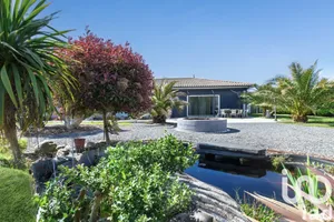 House at Izon (33450)
