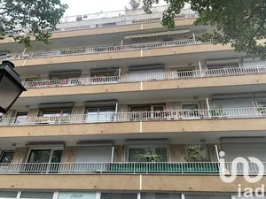 Parking à Paris (75013)