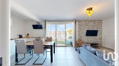 Apartment in Roques (31120)