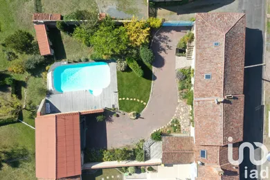 Longère à Val en Vignes (79290)