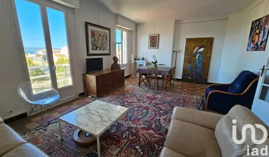 Apartment in Saint-Raphaël (83700)