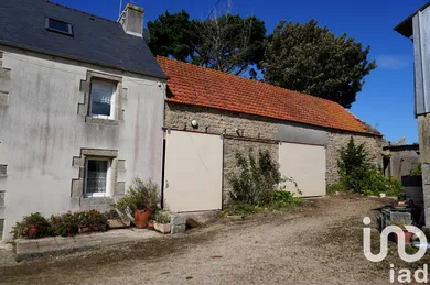 Farm in Plounévez-Lochrist (29430)