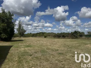 Building plot in Saint-Germain-du-Puch (33750)