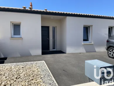 House at Sainte-Soulle (17220)