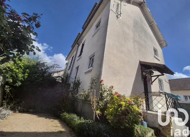 House at Meaux (77100)