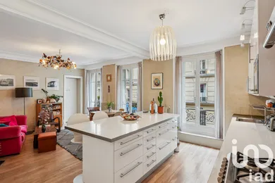 Apartment in Paris (75018)