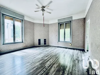 Apartment at Reims (51100)