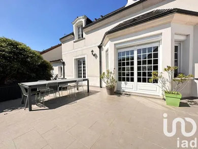 Detached house in Pontault-Combault (77340)