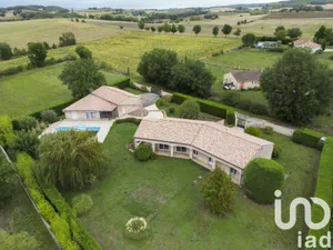 Traditional house at Saint-Paul-Cap-de-Joux (81220)
