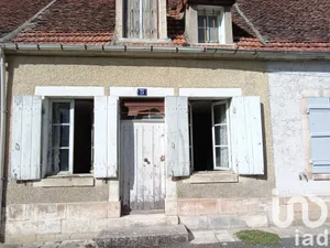 Maison de ville à Saint-Amand-Montrond (18200)