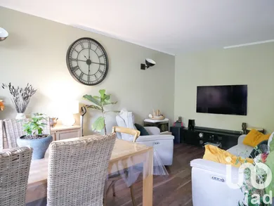 Appartement à Épinay-sur-Seine (93800)