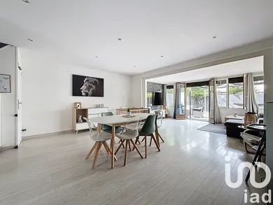 House in Savigny-le-Temple (77176)