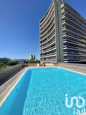 Studio at Puteaux (92800)