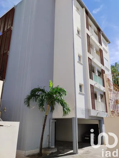 Apartment at Saint-Pierre (97410)