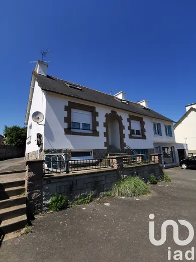Immeuble à Plouisy (22200)