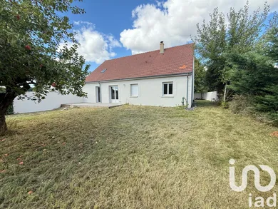 Traditional house in Rochecorbon (37210)